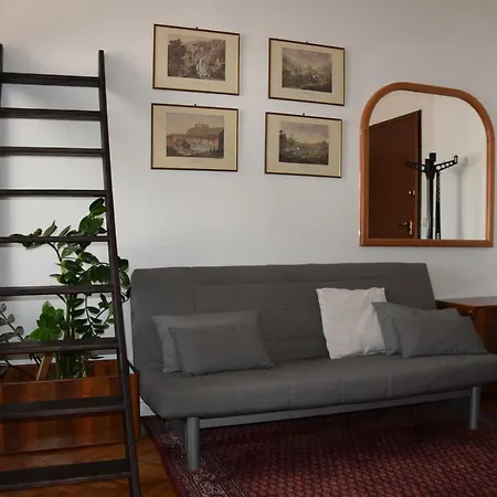 Lawyers Loft In Heritage Skyscraper דירה
