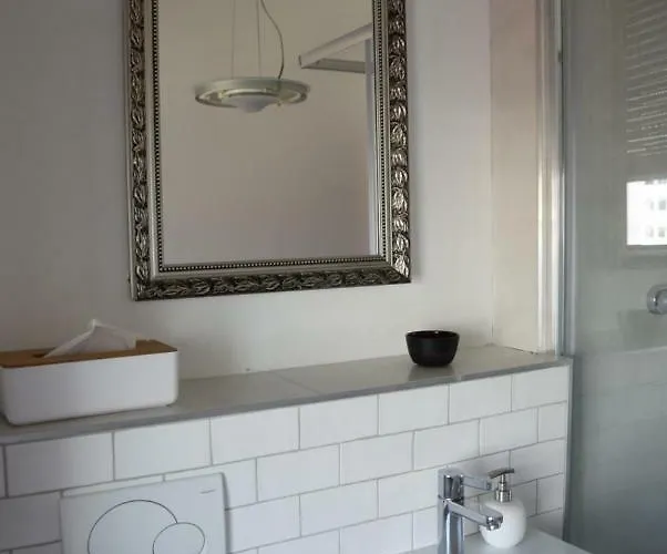 Lawyers Loft In Heritage Skyscraper Lägenhet Ljubljana